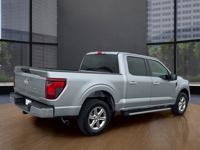 Used 2025 Ford F150 XLT w/ Equipment Group 301A Standard RWD image 5