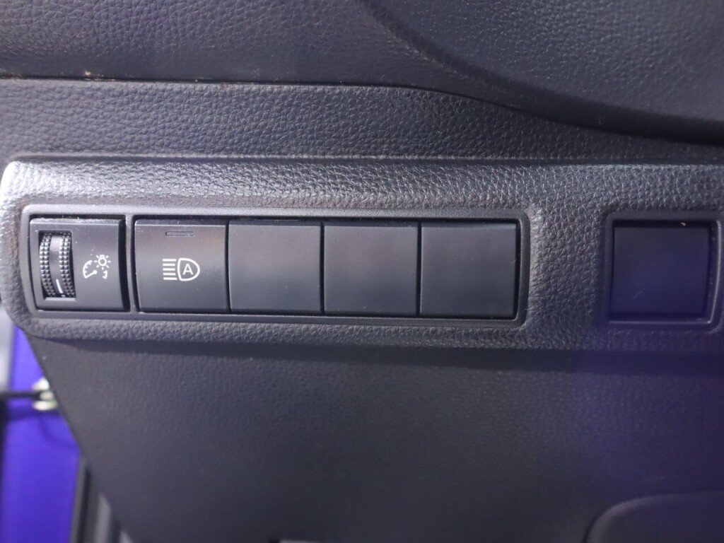 Used 2020 Toyota Corolla SE FWD image 10