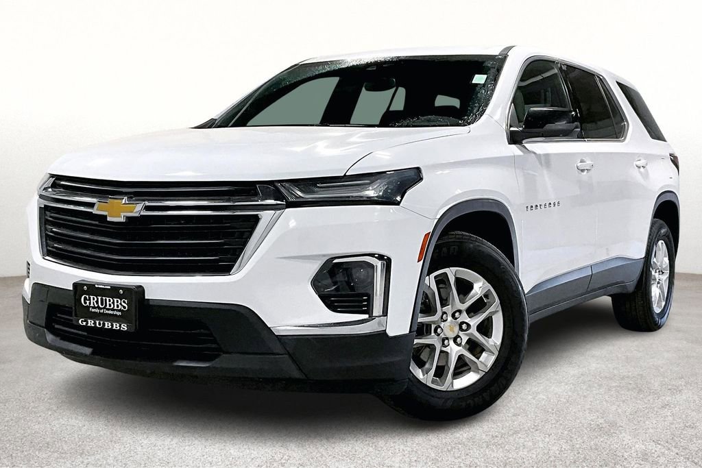 Used 2023 Chevrolet Traverse LS image 14