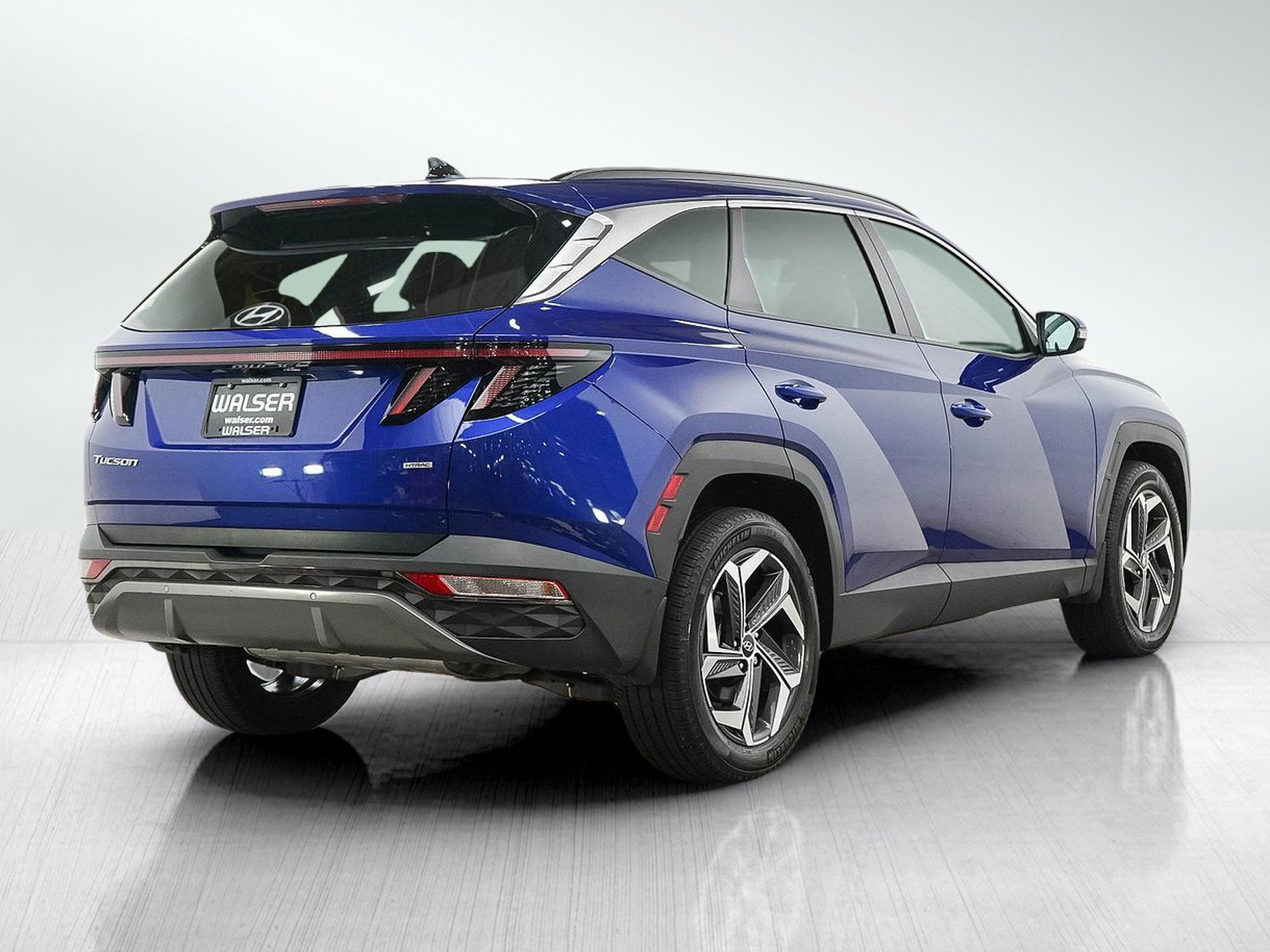 Certified 2024 Hyundai Tucson Limited AWD/4WD image 5