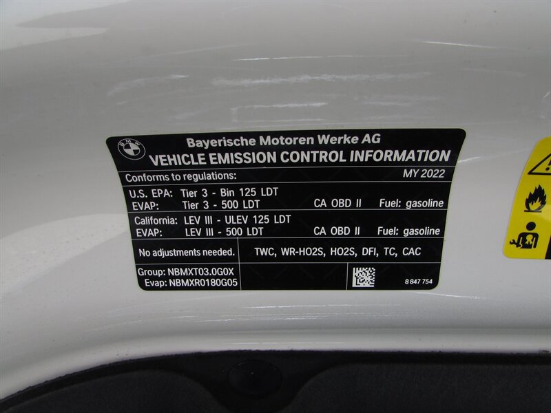 Used 2022 BMW X6 xDrive40i w/ Premium Package AWD/4WD image 43