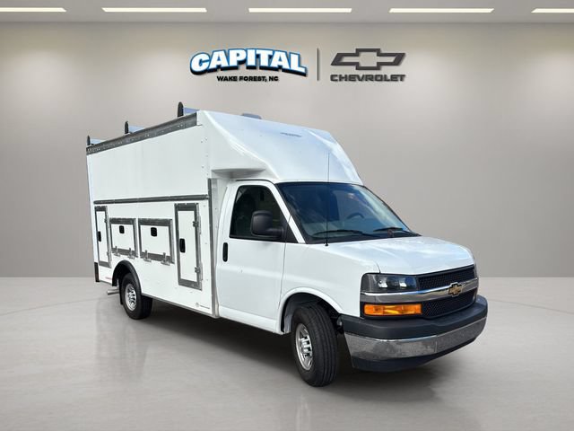 New 2025 Chevrolet Express 3500 w/ Power Convenience Package RWD image 14