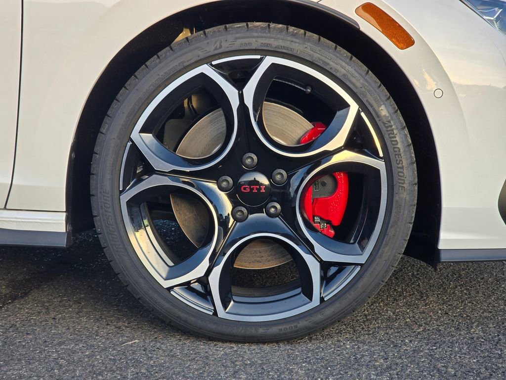 New 2026 Volkswagen GTI Autobahn image 9