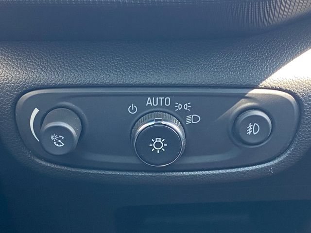 Used 2023 Chevrolet TrailBlazer LT FWD image 29