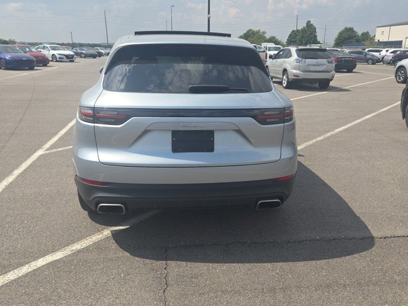 Used 2020 Porsche Cayenne image 5