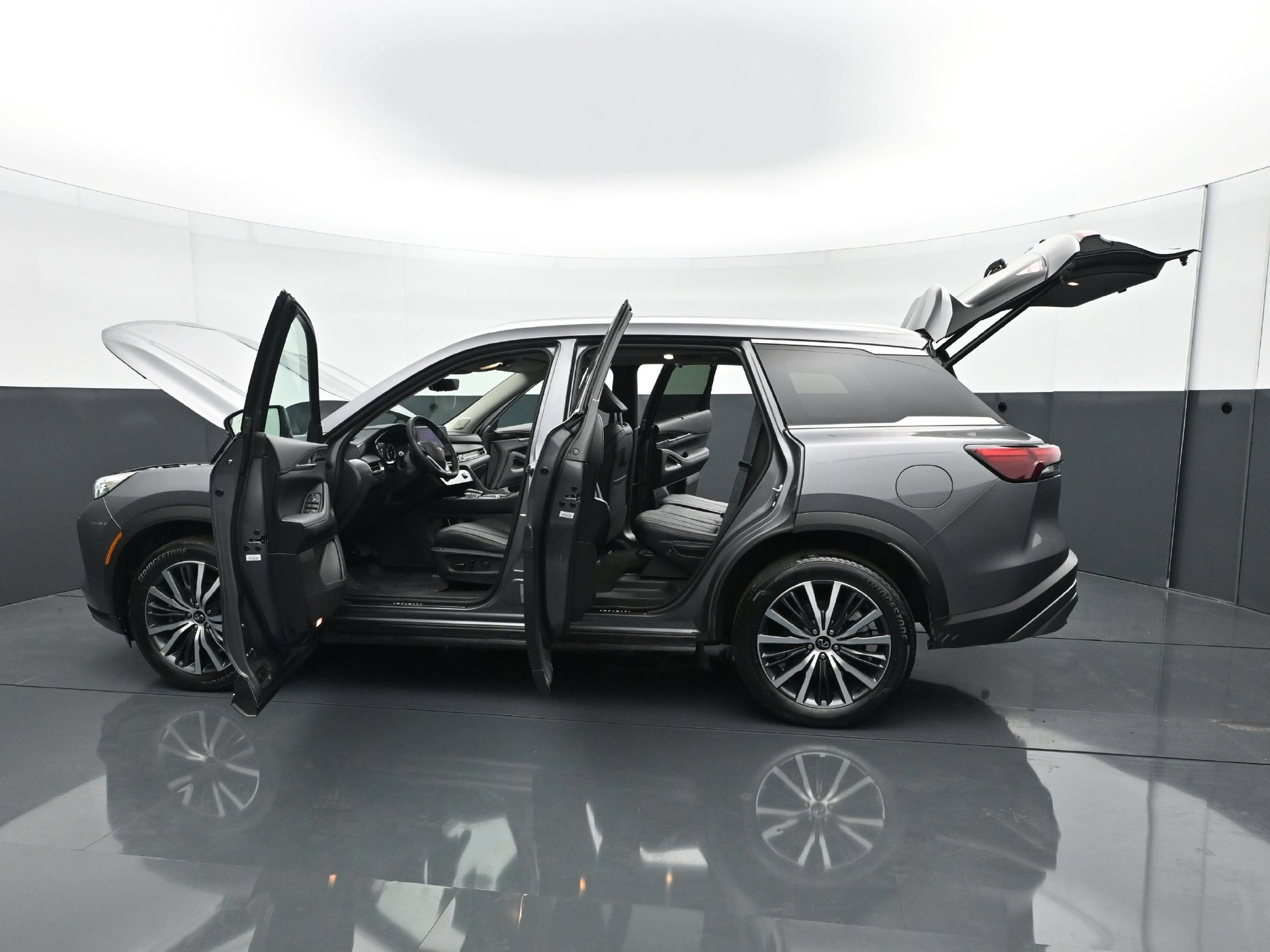 Used 2024 INFINITI QX60 Sensory AWD/4WD image 36