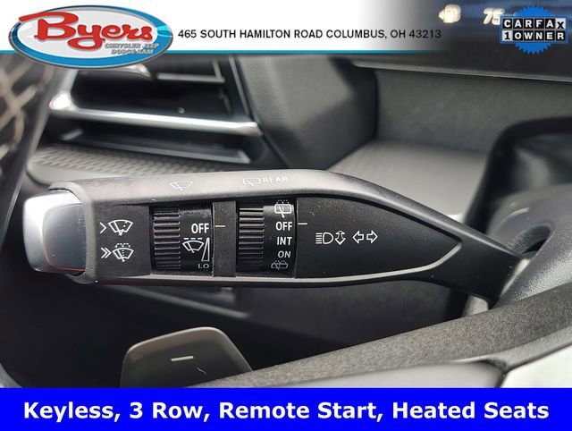 Used 2025 Chevrolet Traverse LT image 21