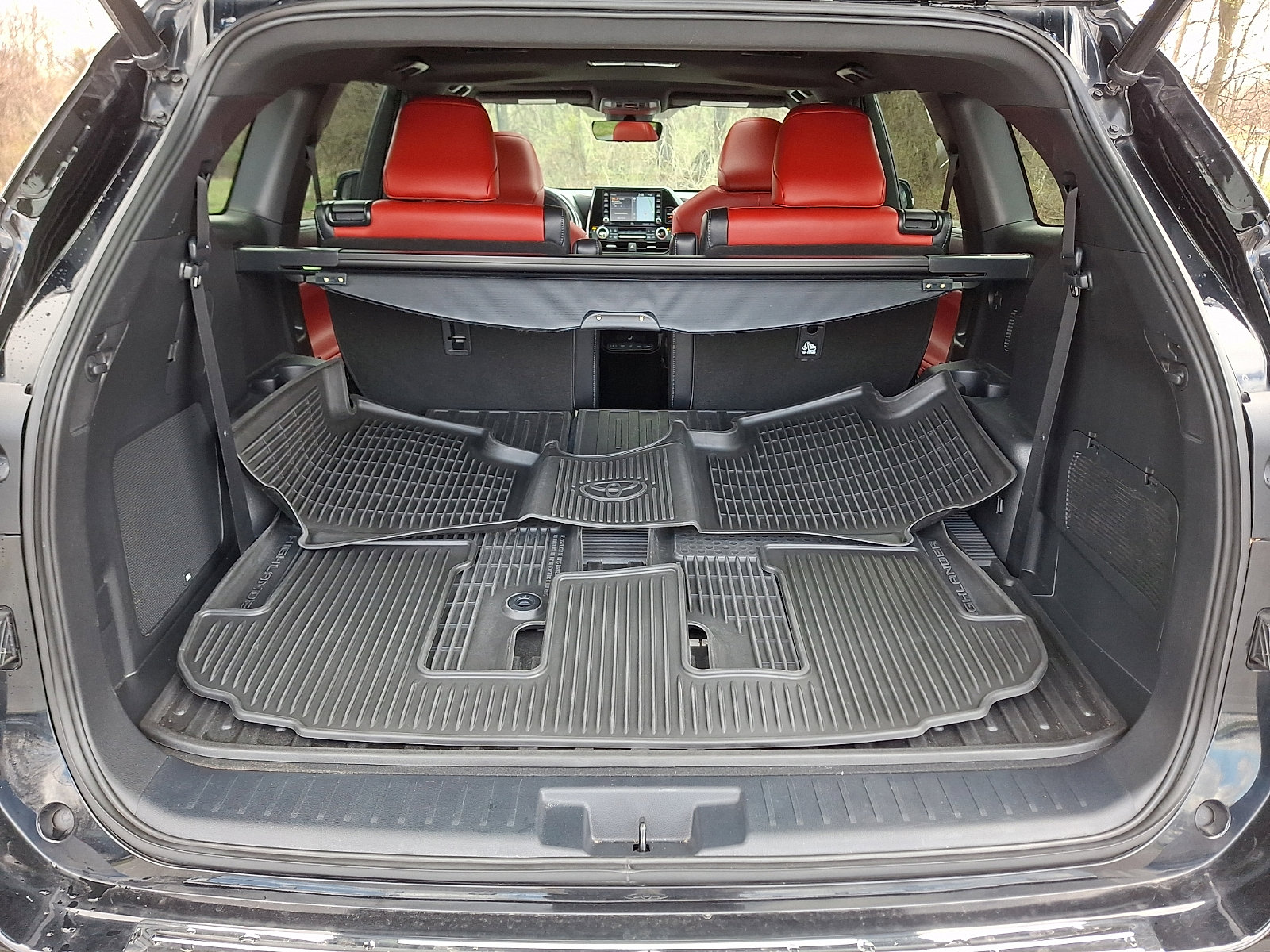 Used 2022 Toyota Highlander XSE image 32