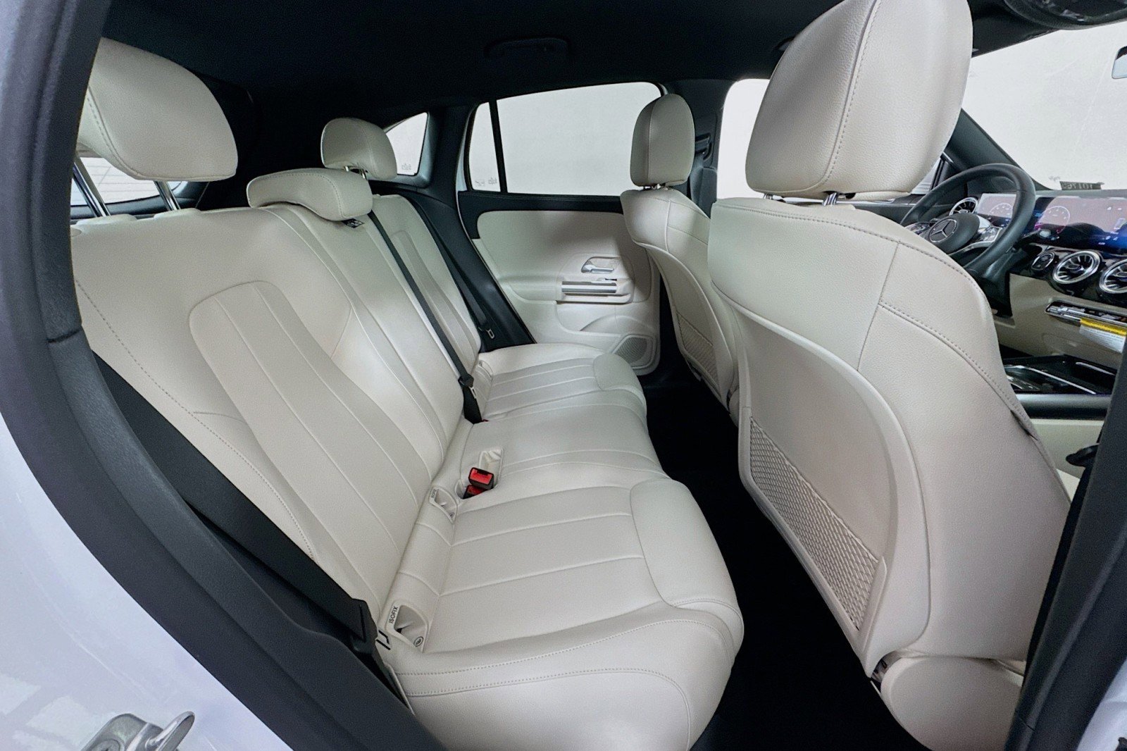 New 2025 Mercedes-Benz GLA 250 image 24