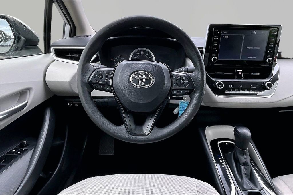 Used 2020 Toyota Corolla LE FWD image 8