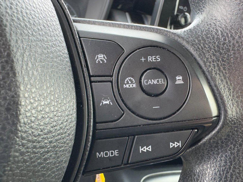 Used 2023 Toyota Corolla Hybrid Sedan image 17