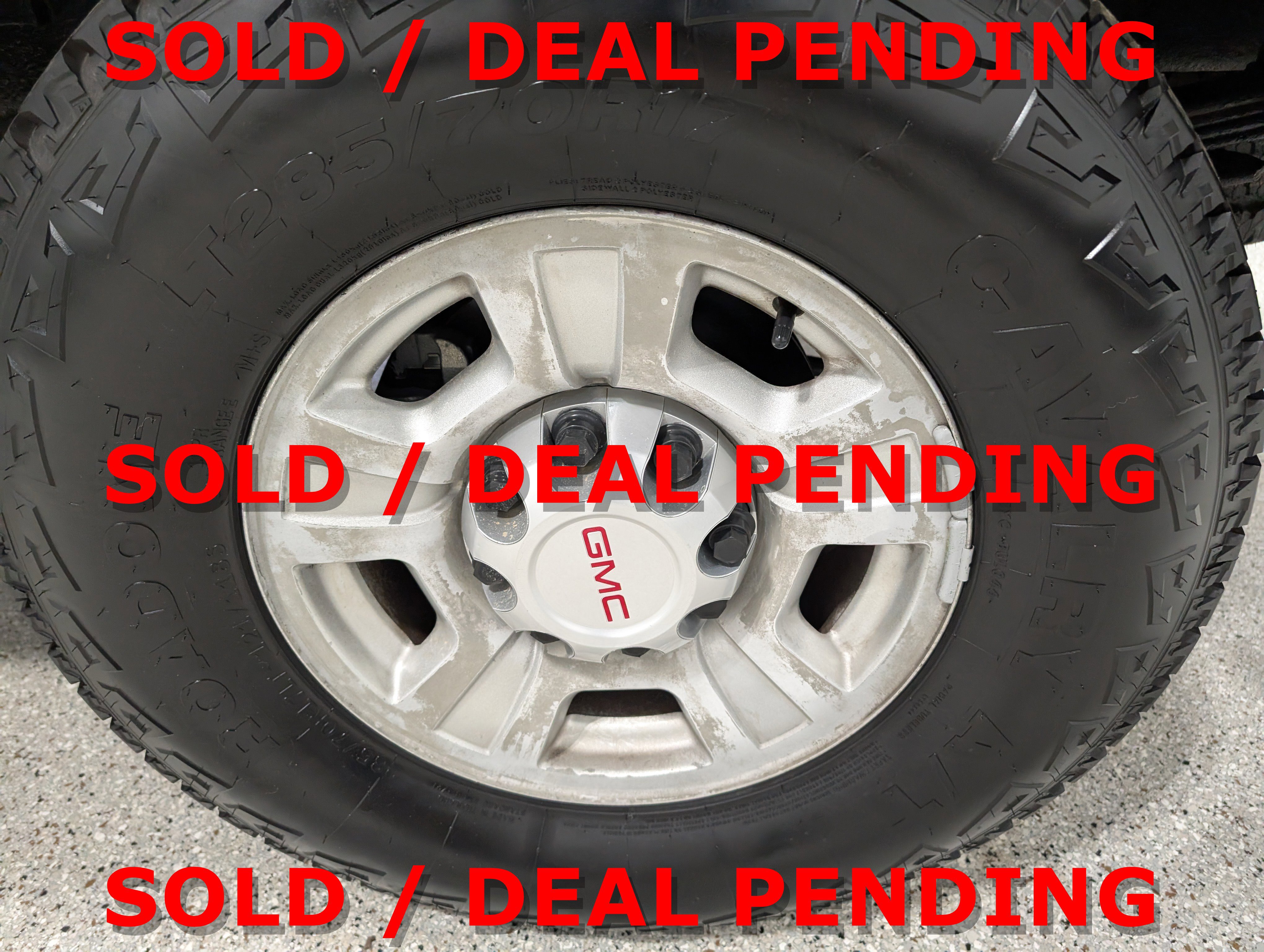 Used 2009 GMC Sierra 2500 SLT w/ SLT Convenience Package image 13