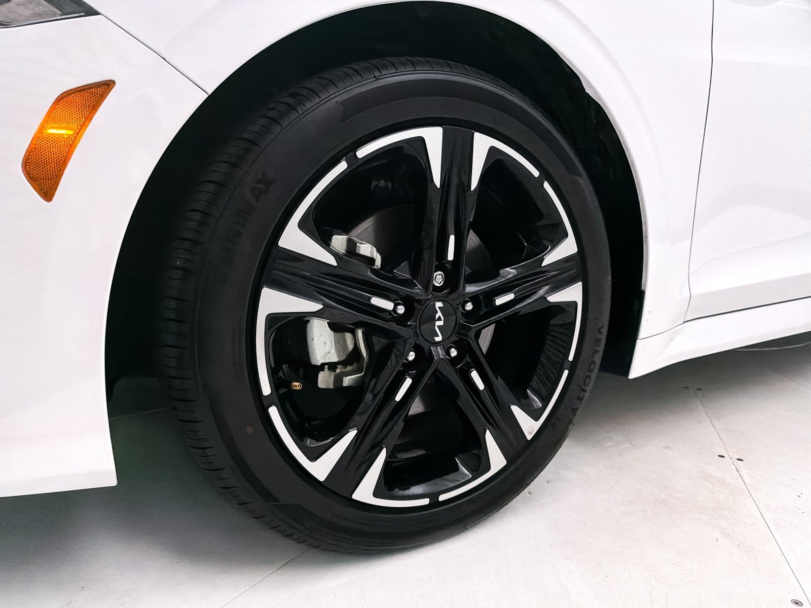 Used 2024 Kia K5 GT-Line image 15