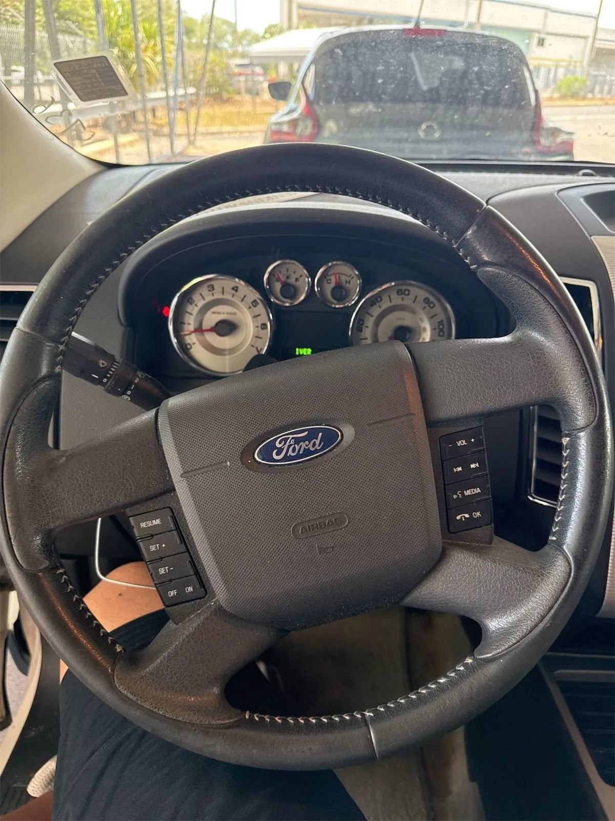 Used 2008 Ford Edge SEL FWD image 11