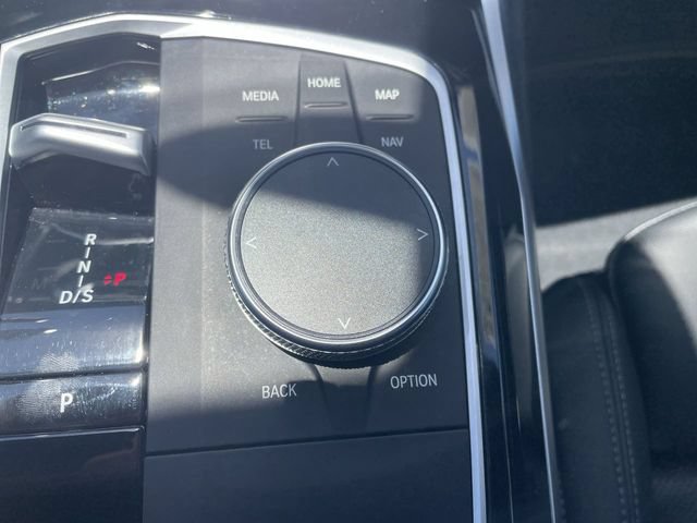 Used 2023 BMW 330e RWD image 18