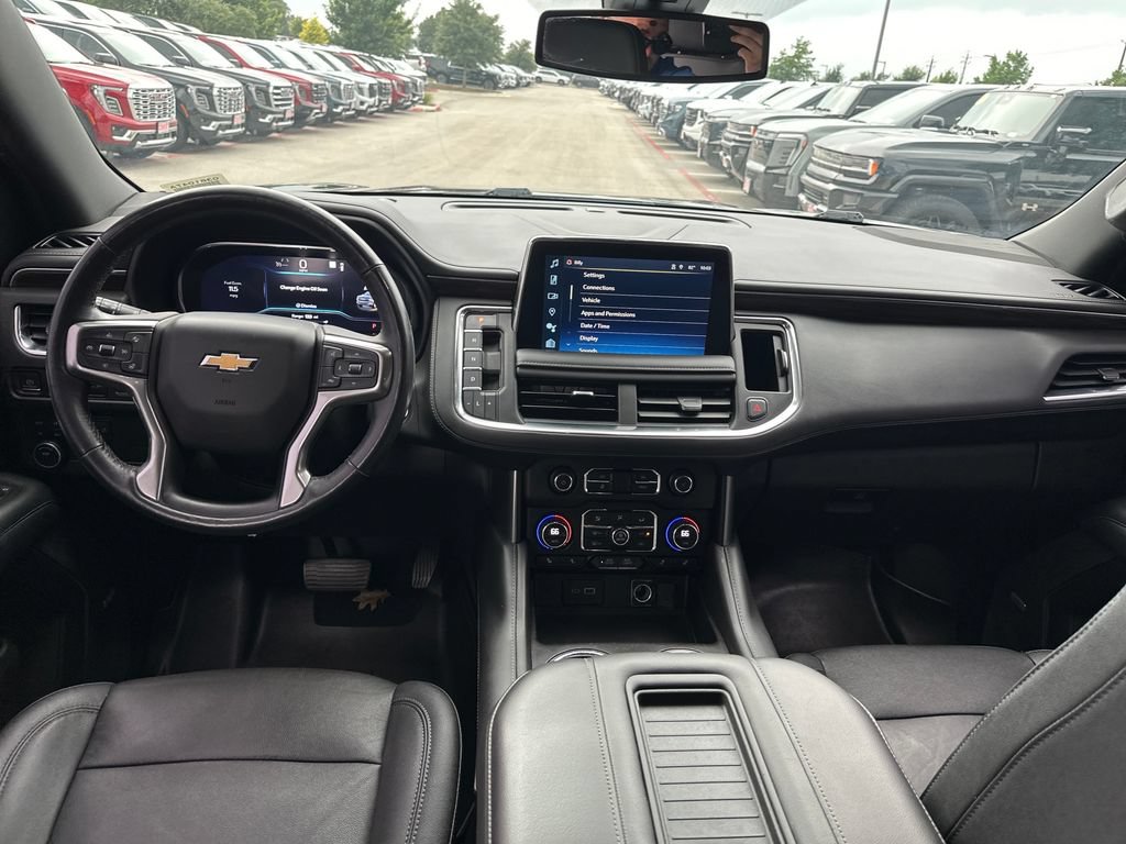 Used 2022 Chevrolet Tahoe LT w/ LT Signature Plus Package AWD/4WD image 32