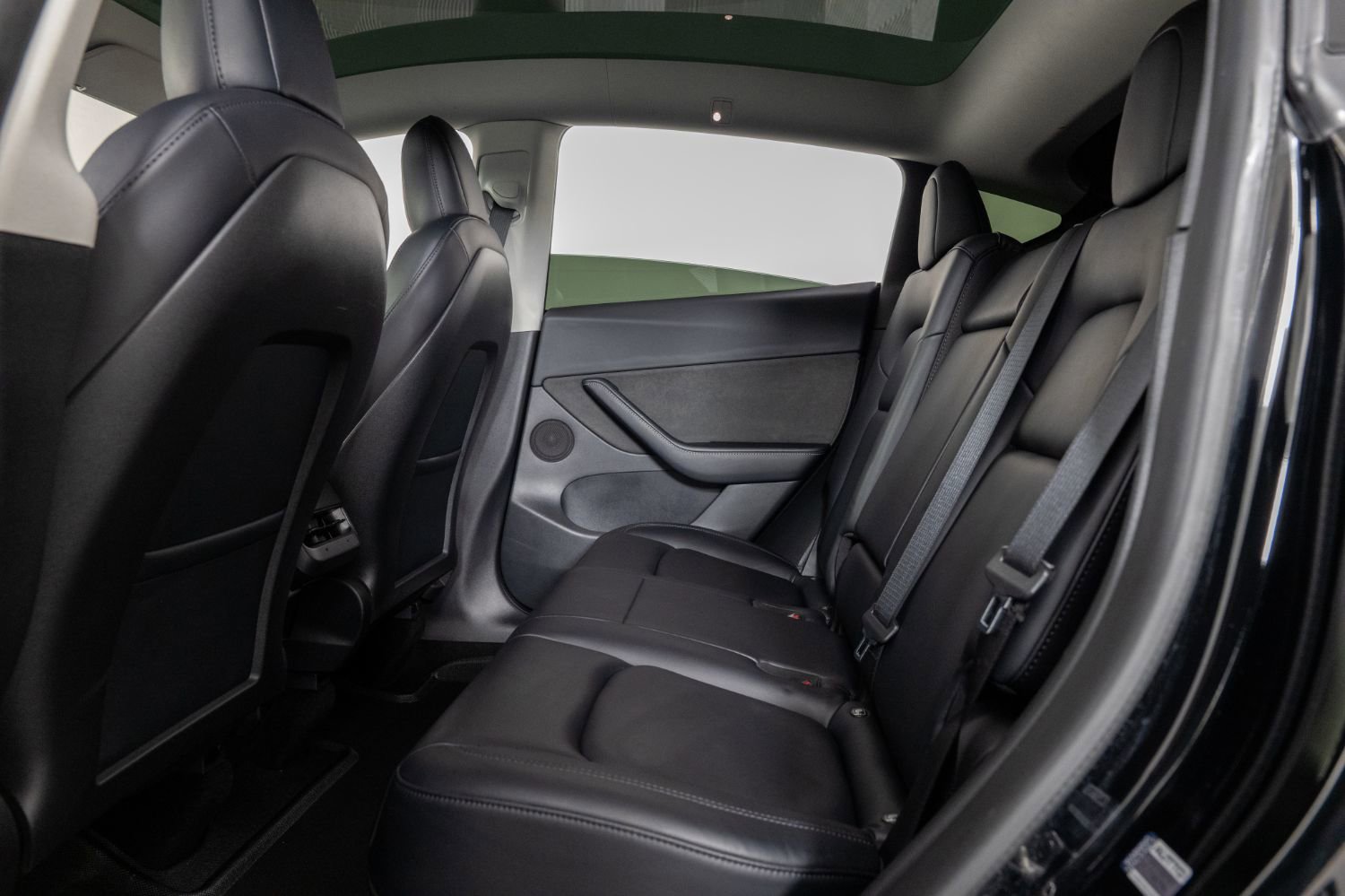 Used 2022 Tesla Model Y Performance AWD/4WD image 19