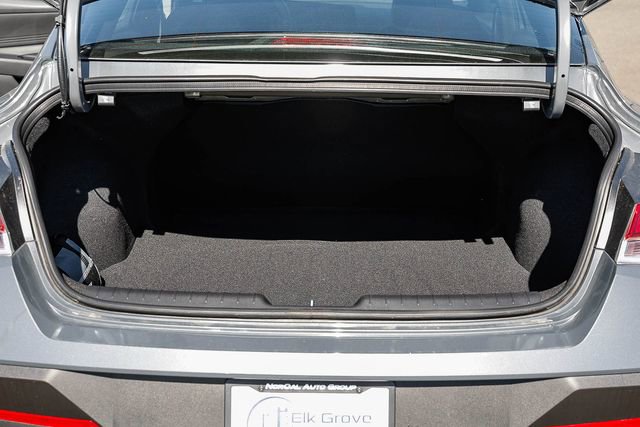 New 2026 Hyundai Elantra Sport FWD image 29