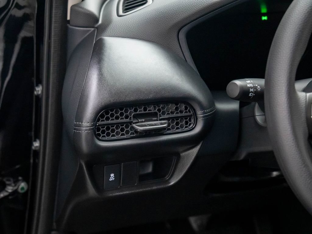 Used 2026 Honda HR-V LX image 20