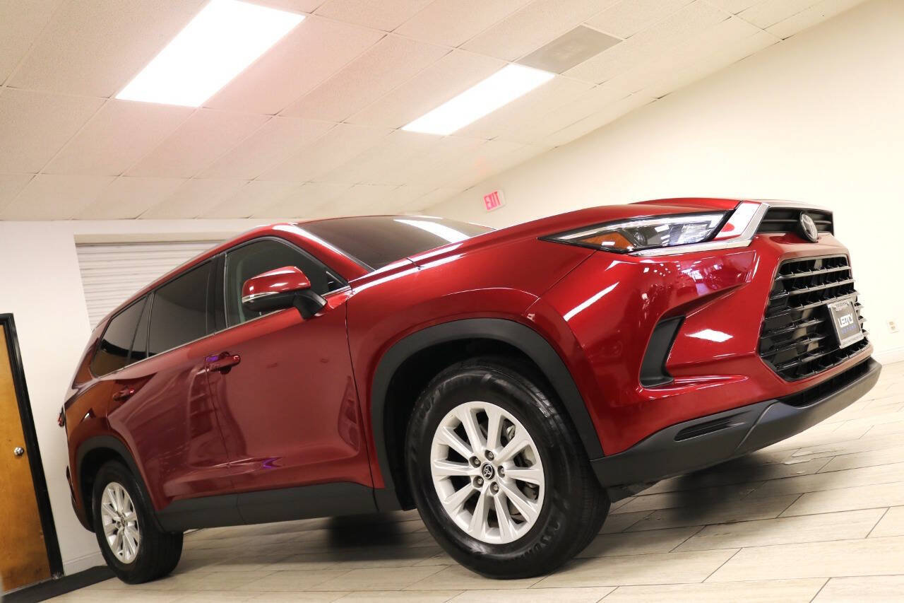 Used 2024 Toyota Grand Highlander AWD image 9