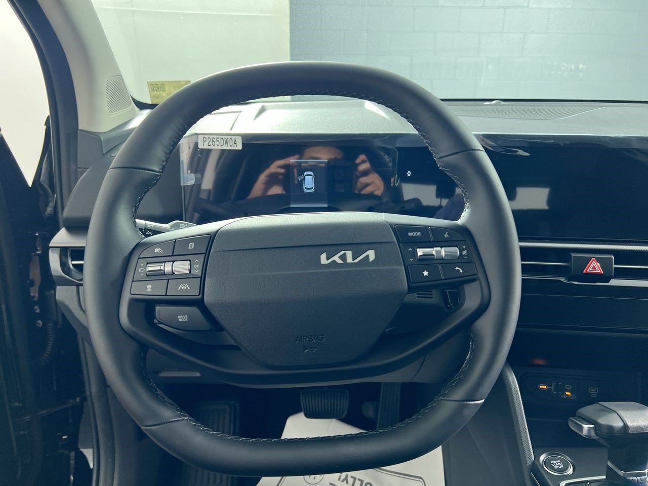 New 2026 Kia Sportage LX FWD image 15