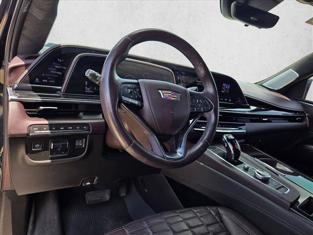 Used 2022 Cadillac Escalade ESV Sport Platinum w/ LPO, ONYX Package AWD/4WD image 10