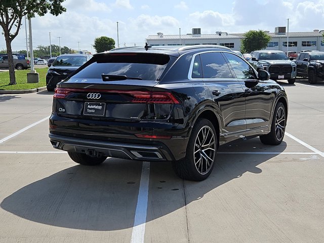 Used 2020 Audi Q8 Prestige w/ Prestige Package image 5