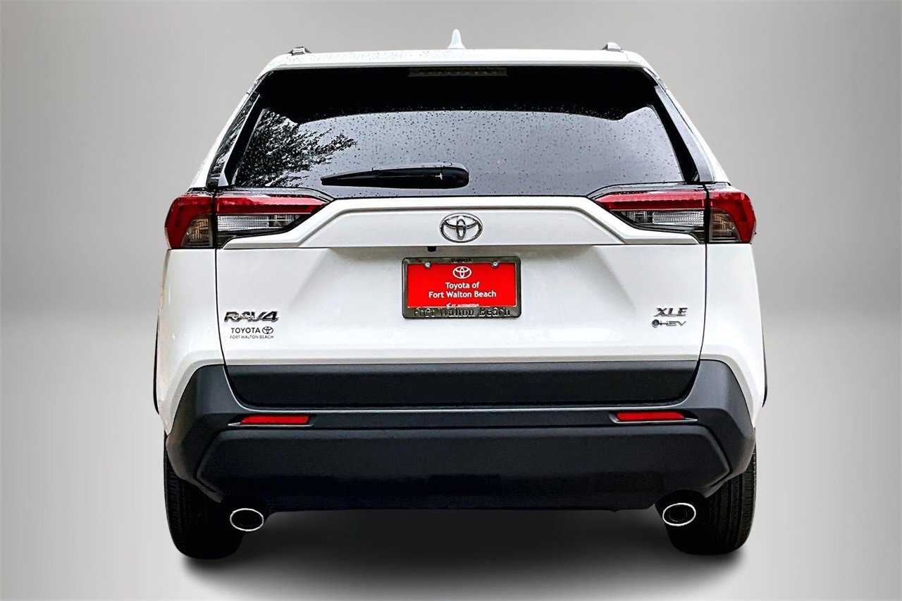 Used 2025 Toyota RAV4 XLE image 6