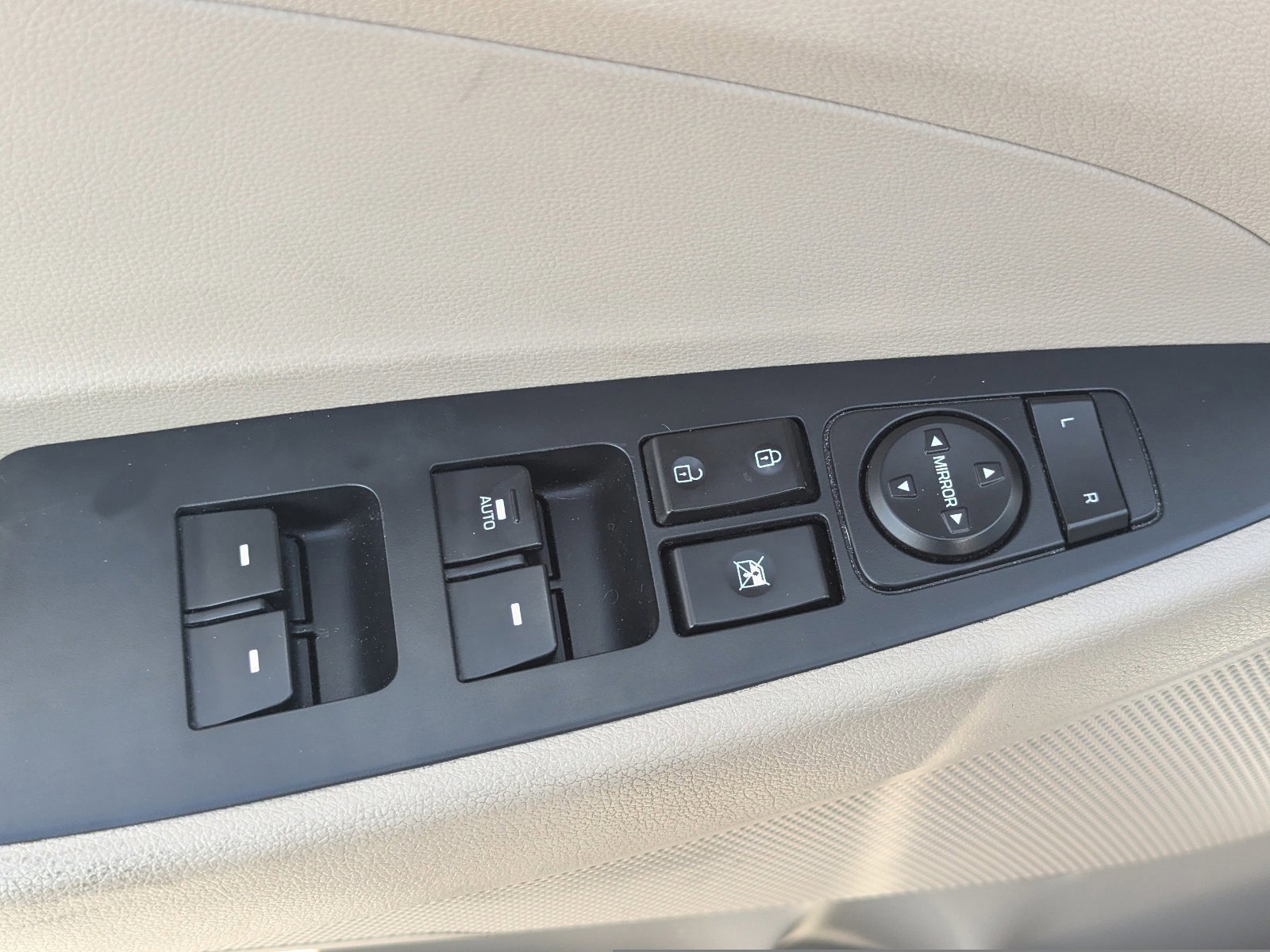 Used 2017 Hyundai Tucson Value image 25