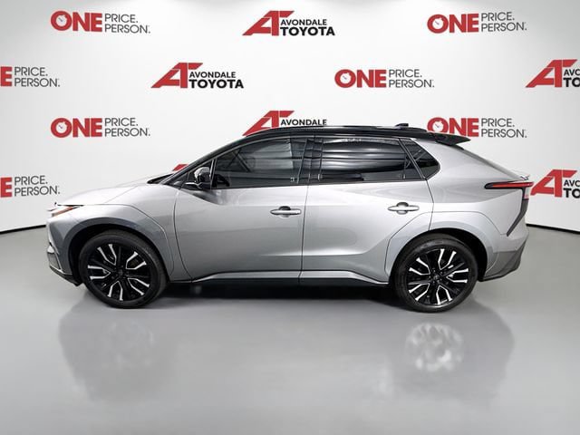 Certified 2026 Toyota bZ FWD image 5