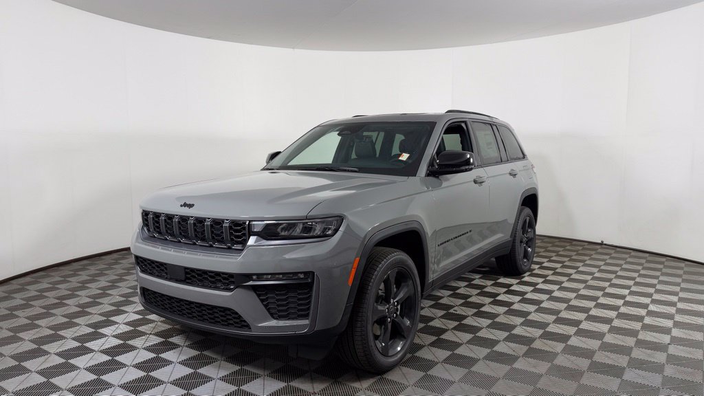 New 2027 Jeep Grand Cherokee Limited AWD/4WD image 3