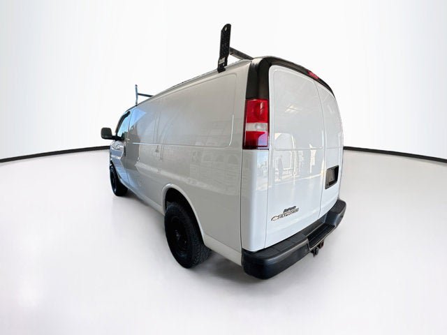 Used 2017 Chevrolet Express 2500 RWD image 6