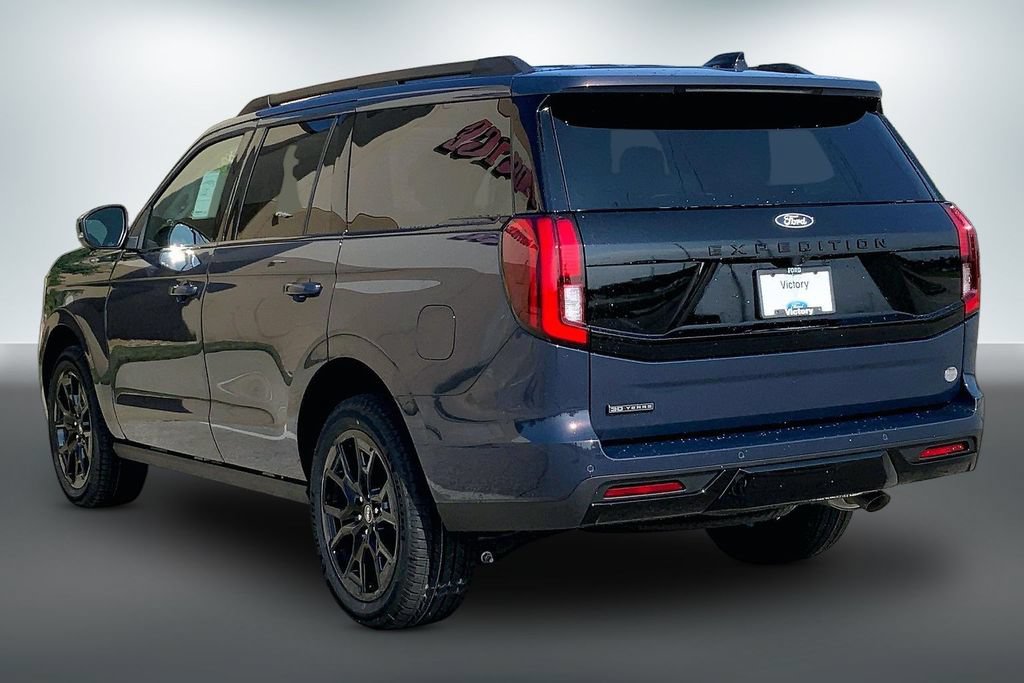 New 2027 Ford Expedition Platinum AWD/4WD image 3