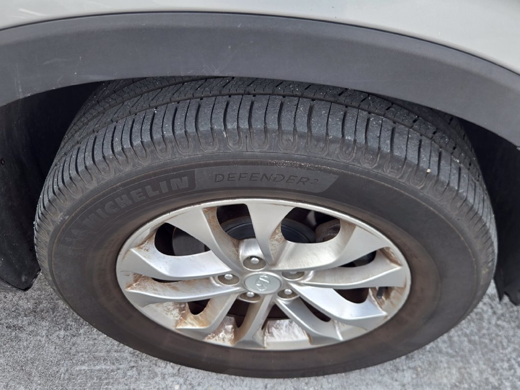 Used 2020 Hyundai Santa Fe SEL FWD image 5