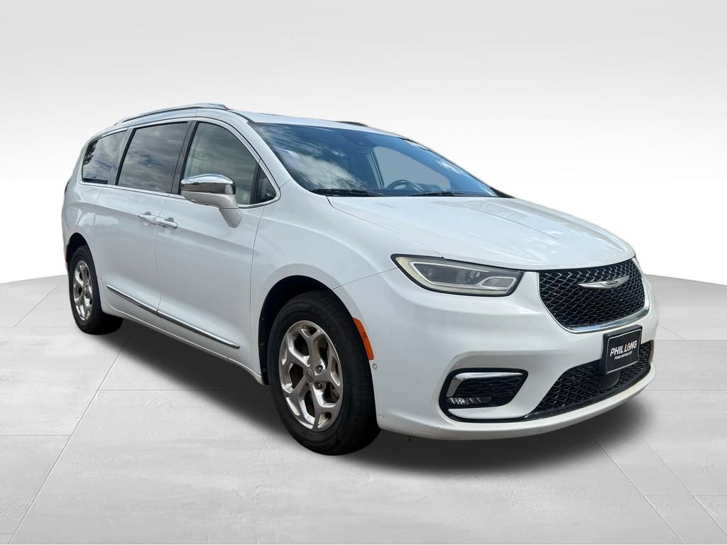 Used 2021 Chrysler Pacifica Limited w/ Premium & Safety Sphere Group AWD/4WD image 1