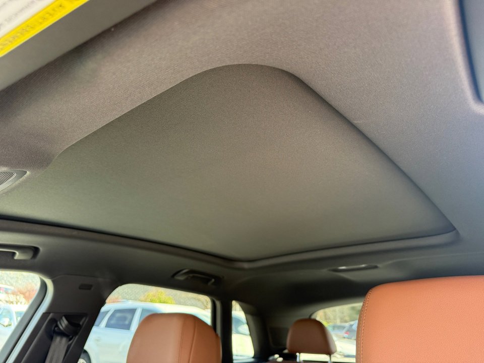 Certified 2025 Audi Q3 2.0T Premium Plus w/ Premium Plus Package image 21