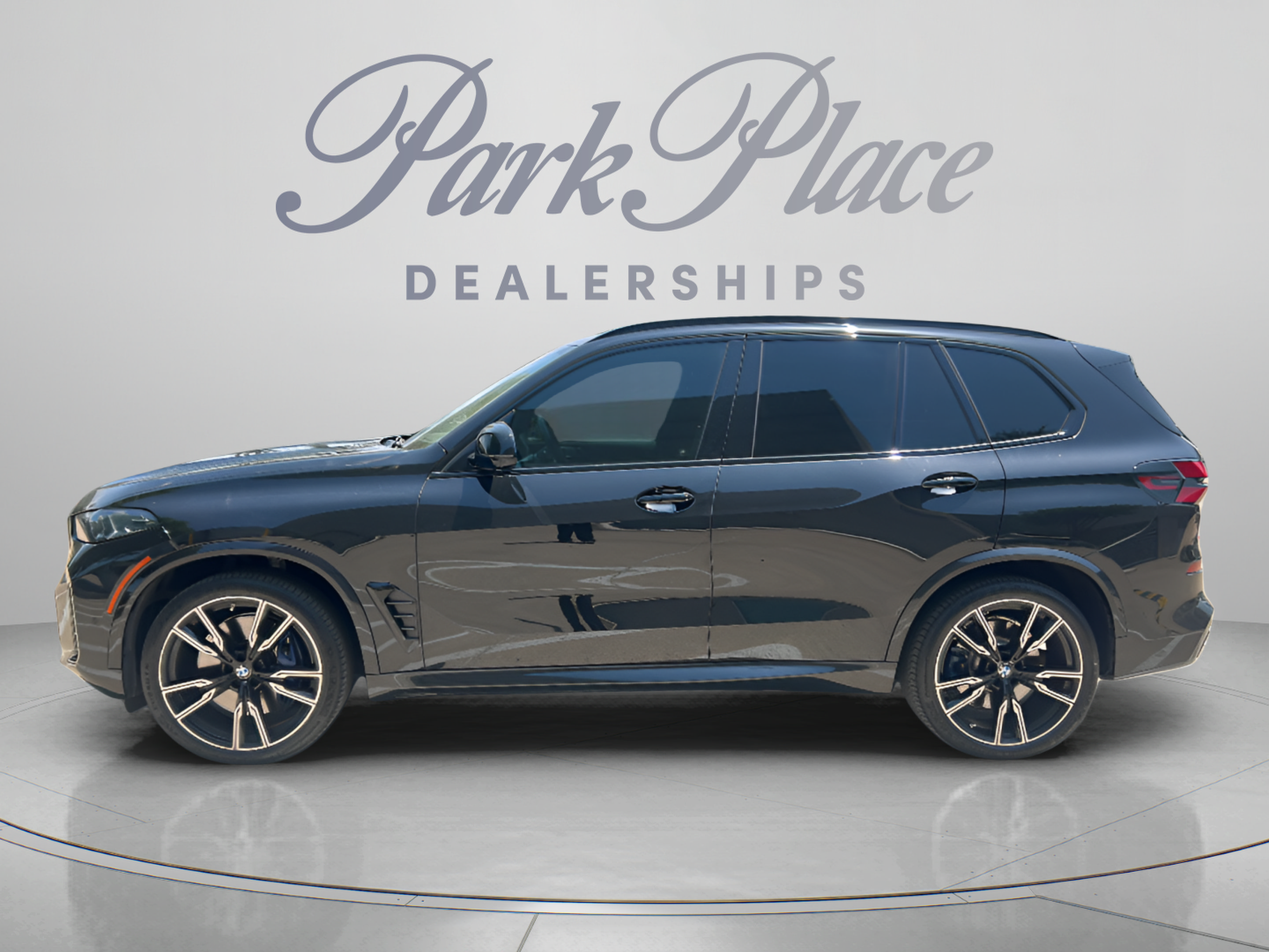 Used 2024 BMW X5 M60i AWD/4WD video 2