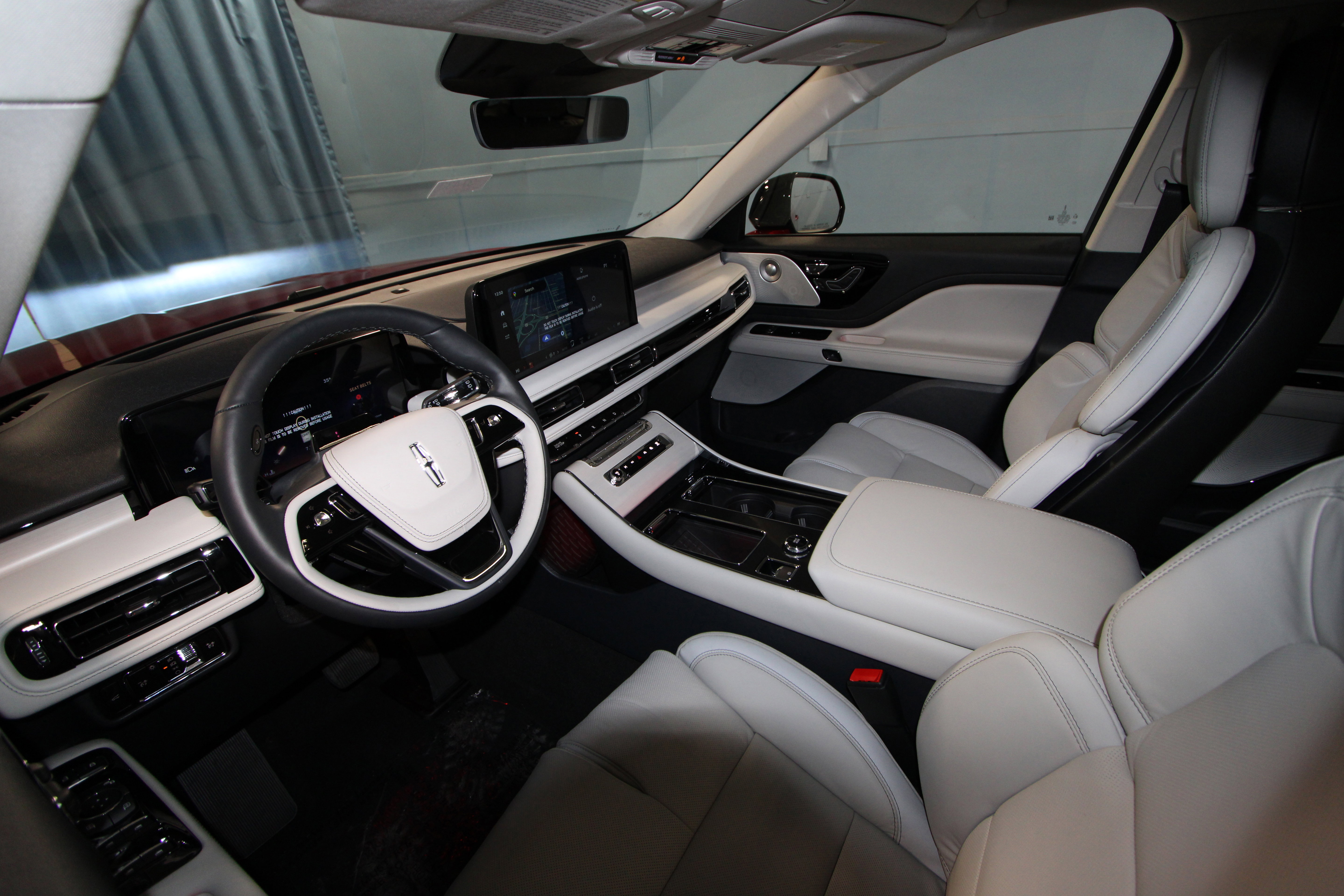 New 2026 Lincoln Aviator Reserve image 2