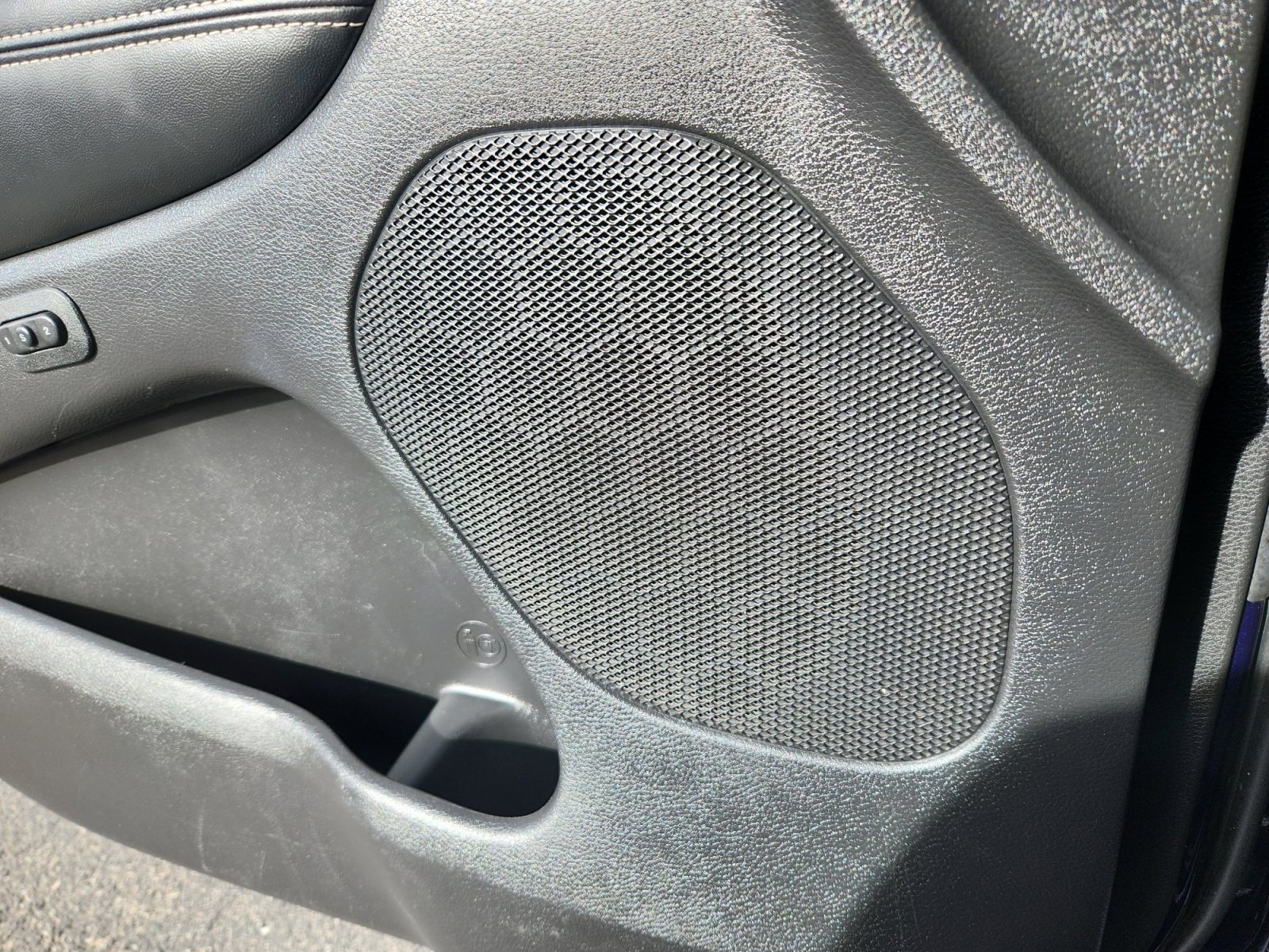 Used 2016 Jeep Grand Cherokee Limited image 27