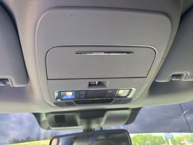 Used 2021 Ford F150 Lariat w/ FX4 Off-Road Package image 11