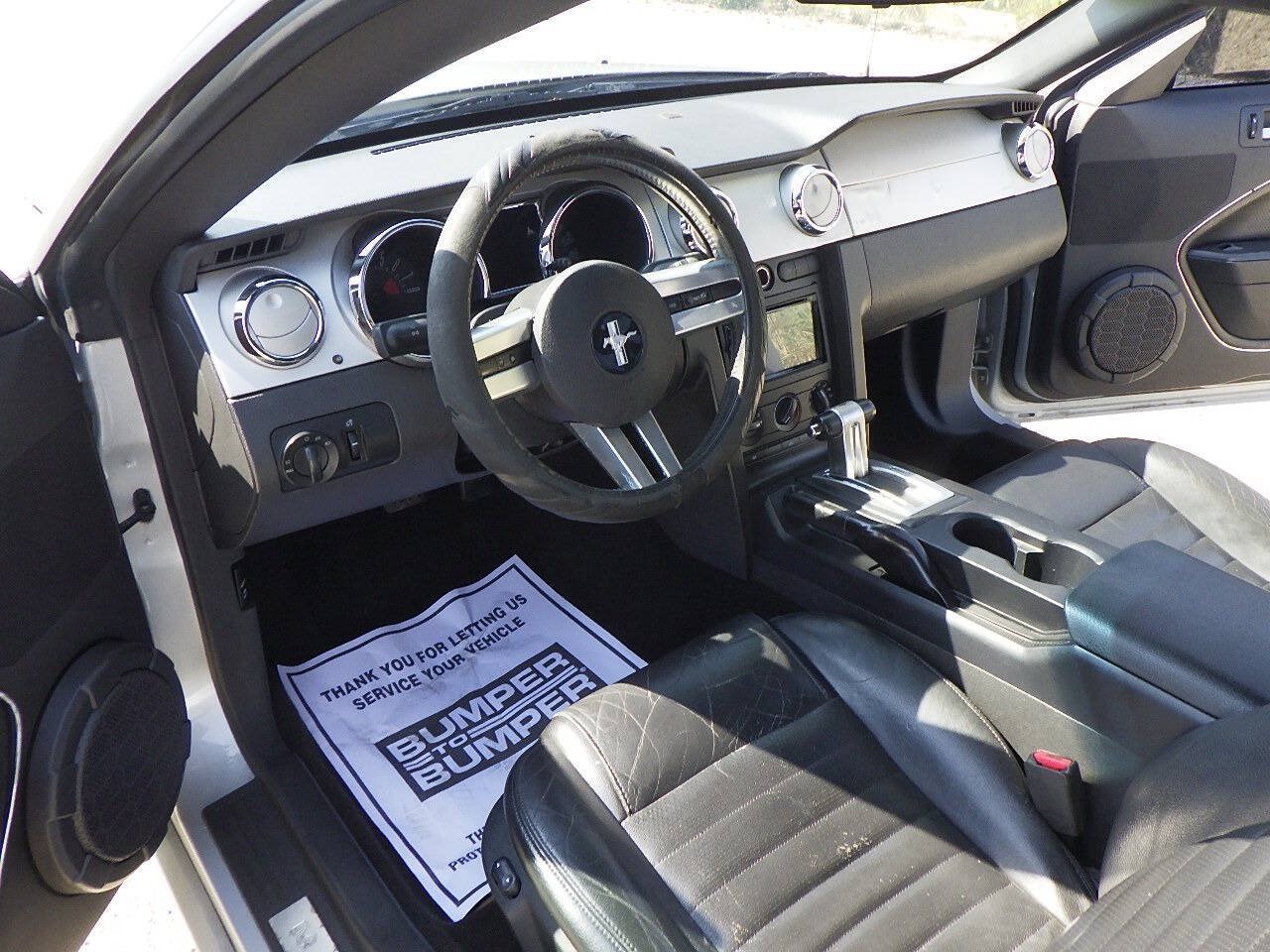 Used 2006 Ford Mustang GT RWD image 17