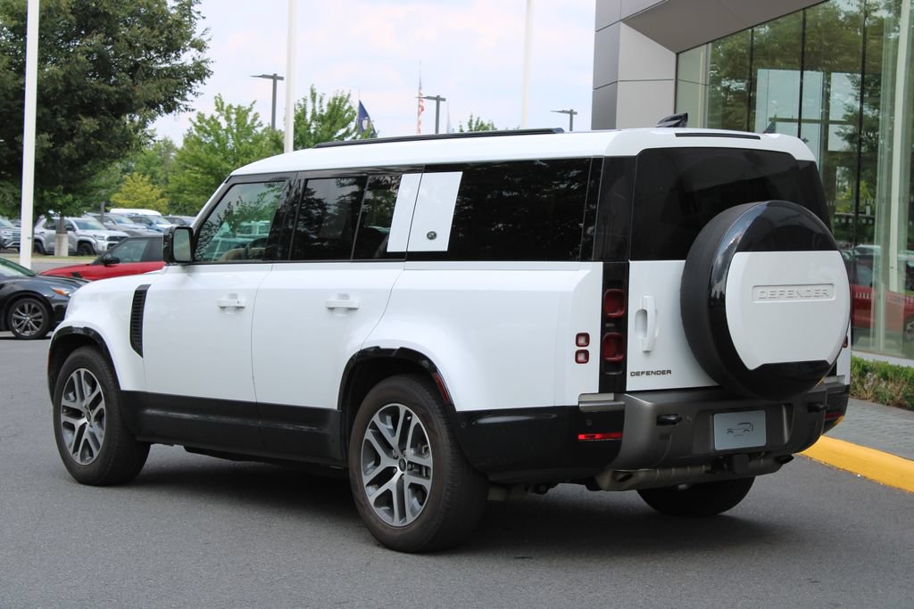 Certified 2024 Land Rover Defender 130 X-Dynamic SE AWD/4WD image 5