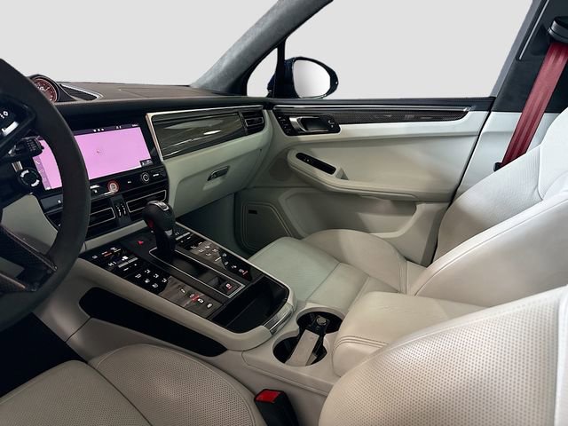 Used 2022 Porsche Macan GTS image 25