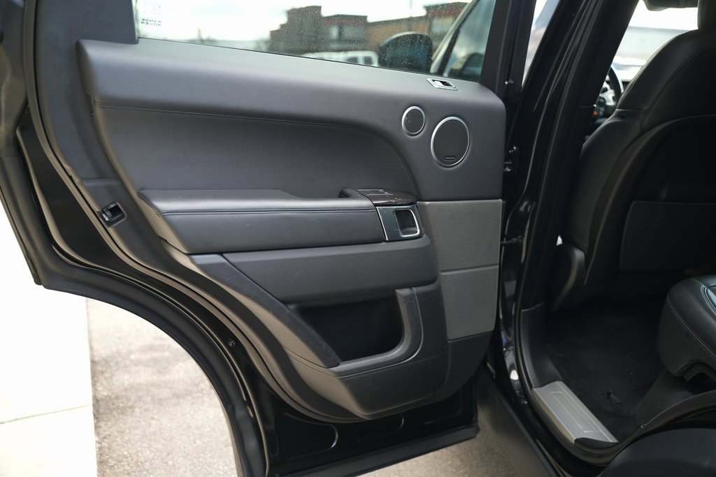 Used 2020 Land Rover Range Rover Sport HSE image 49
