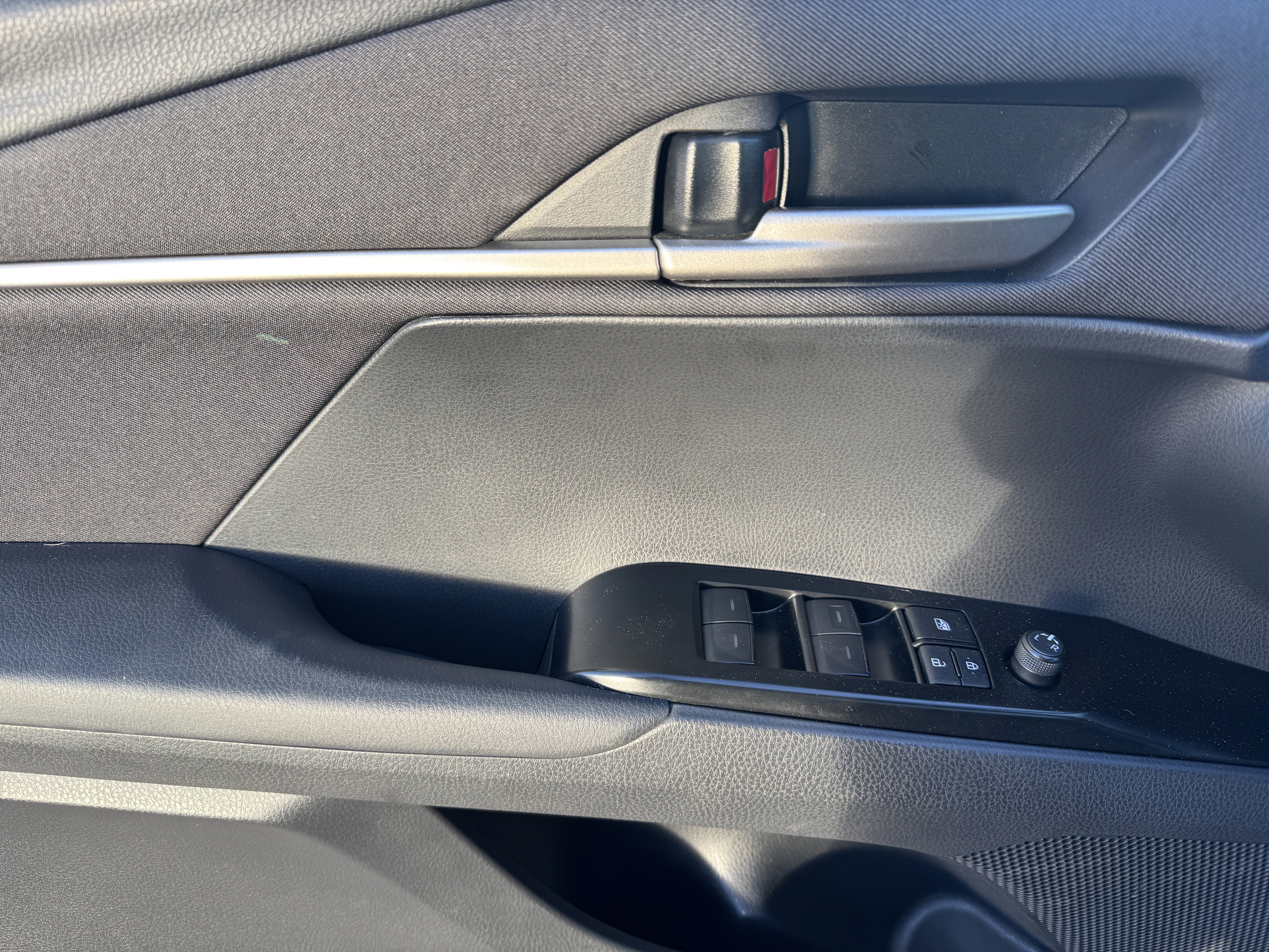 Certified 2025 Toyota Camry LE image 9