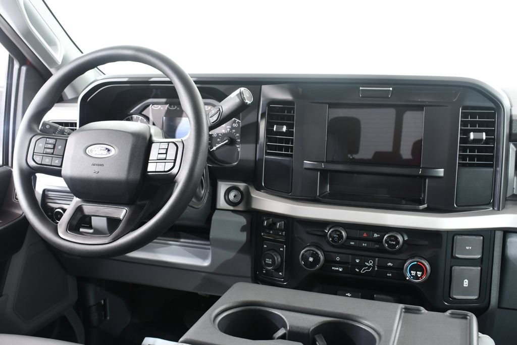 New 2026 Ford F350 XL w/ XL Driver Assist Package AWD/4WD image 8