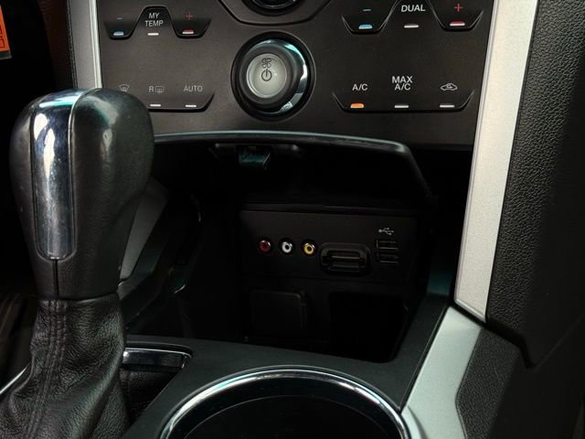 Used 2013 Ford Explorer XLT AWD/4WD image 29
