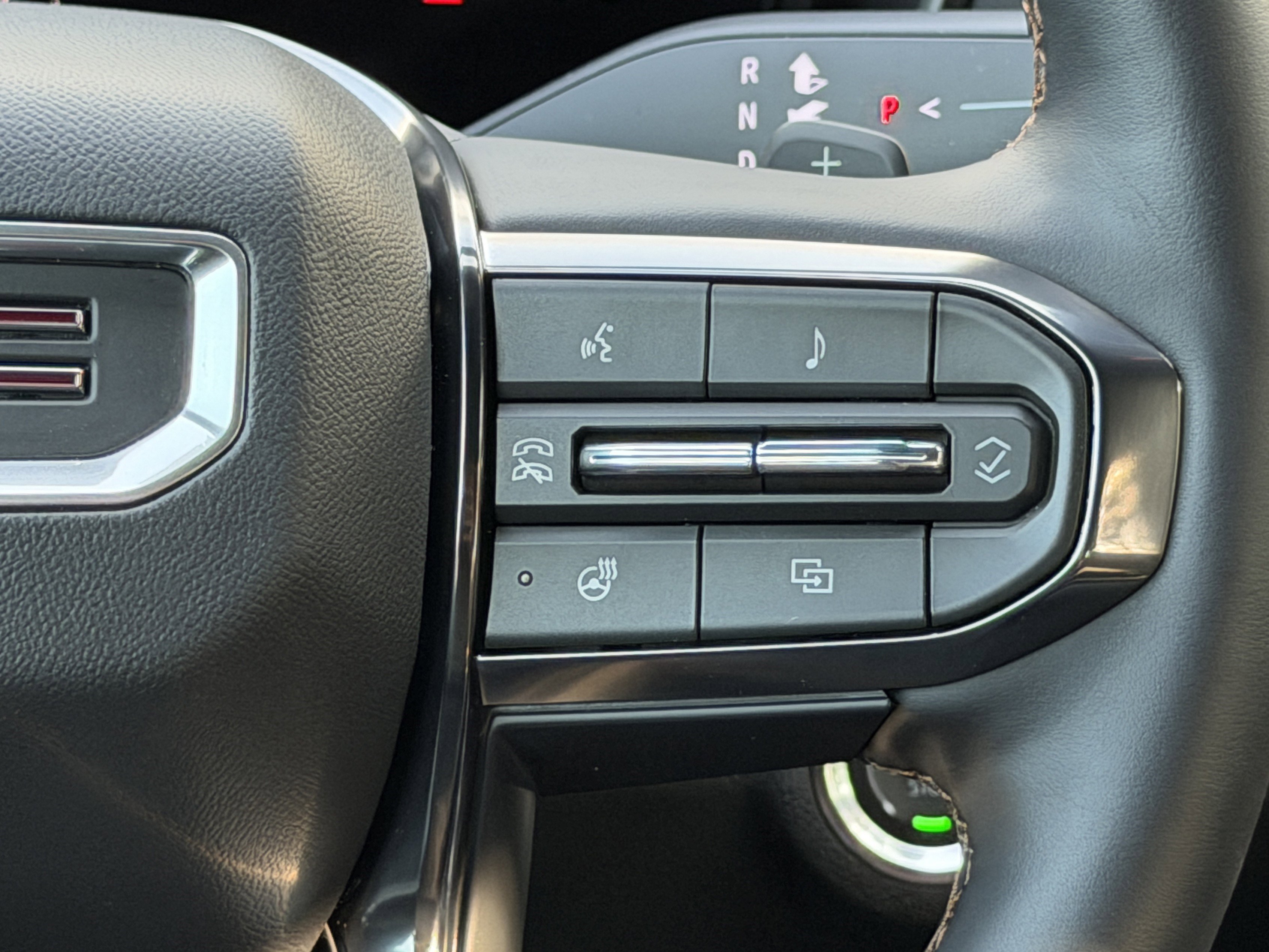 New 2026 GMC Terrain AT4 w/ Convenience Package III image 40