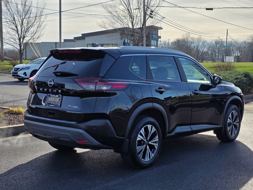Used 2023 Nissan Rogue SV w/ SV Premium Package image 5