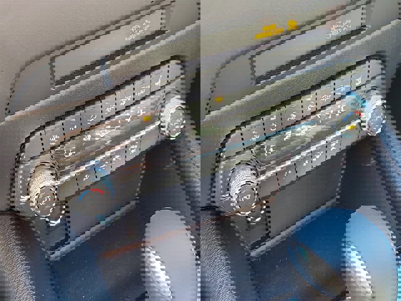 Used 2025 MAZDA CX-5 AWD 2.5 S w/ Select Package image 26